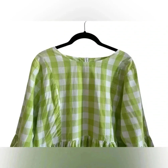 Collyn Ray bell sleeve top - Picture 2 of 13